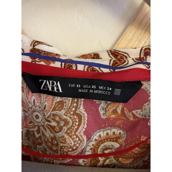 Zara Top Women's XS Paisley Satin Blouse Long Sleeve Collared Button Up - Picture 3 of 7